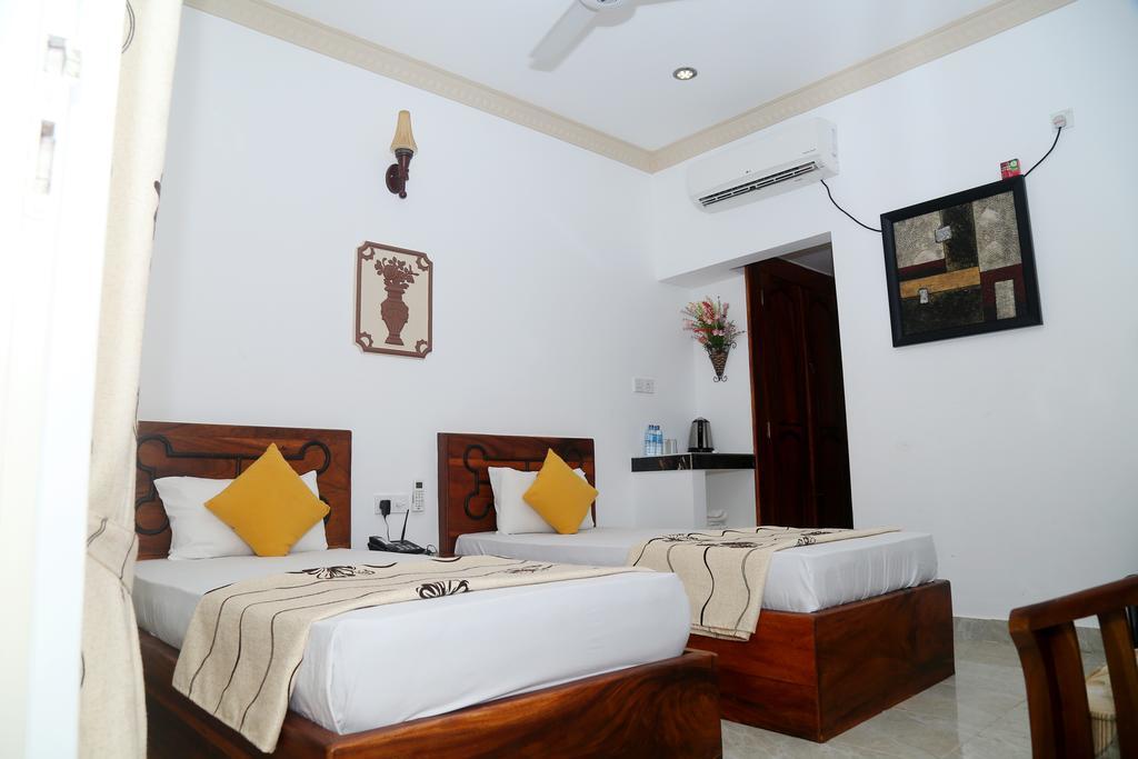 Jkab Park Hotel Trincomalee Luaran gambar